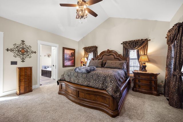 354 Mountain Farms Road, Signal Mountain, TN 37377