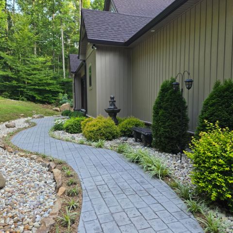 354 Mountain Farms Road, Signal Mountain, TN 37377