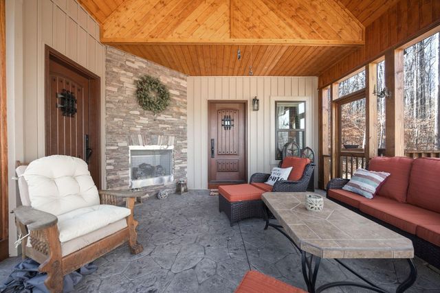 354 Mountain Farms Road, Signal Mountain, TN 37377