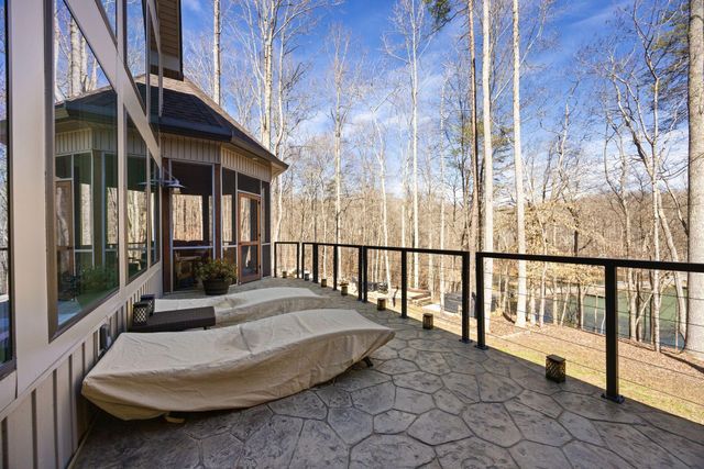 354 Mountain Farms Road, Signal Mountain, TN 37377