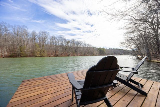 354 Mountain Farms Road, Signal Mountain, TN 37377