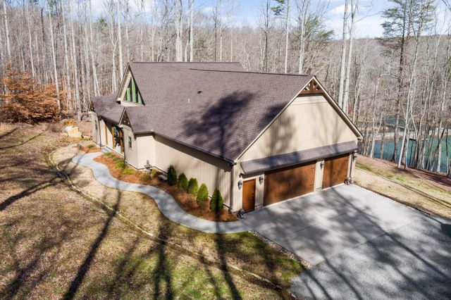 354 Mountain Farms Road, Signal Mountain, TN 37377