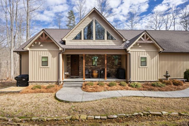 354 Mountain Farms Road, Signal Mountain, TN 37377