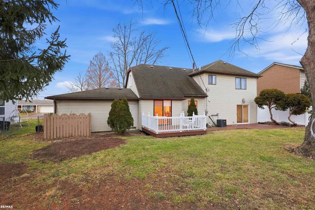 38044 Mallast Street, Harrison Twp, MI 48045