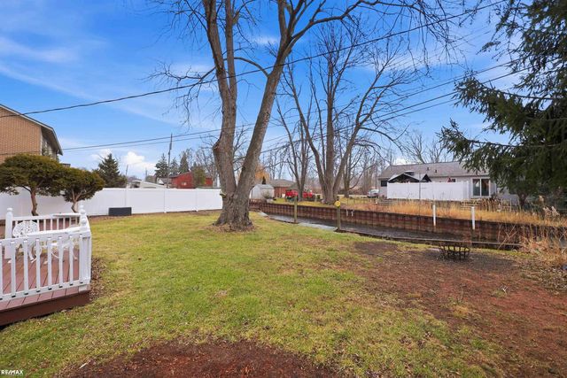 38044 Mallast Street, Harrison Twp, MI 48045