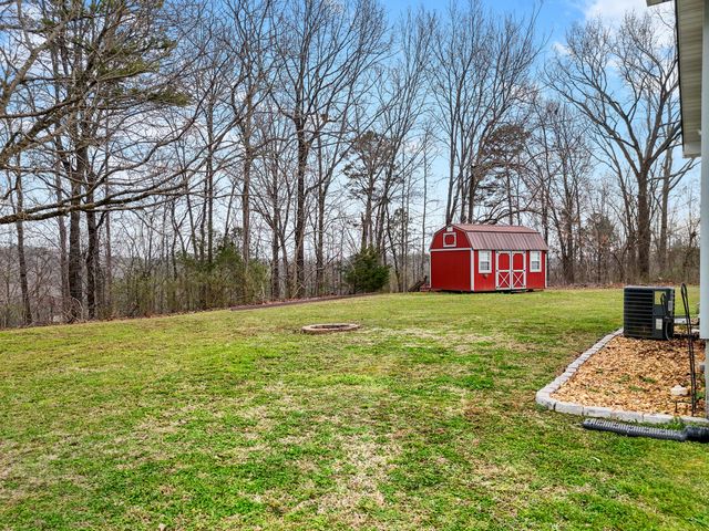 797 Kings Row, Cohutta, GA 30710