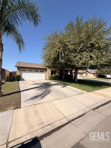 6712 Tameside Avenue, Bakersfield, CA 93307
