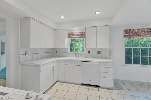 23410 E Baintree Road, Beachwood, OH 44122