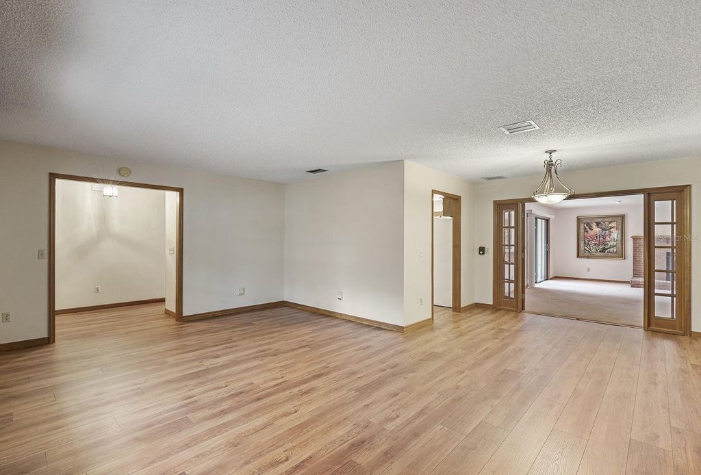 Image 14 of property listing at 1637 RED MANGROVE DRIVE, Deland, FL 32724