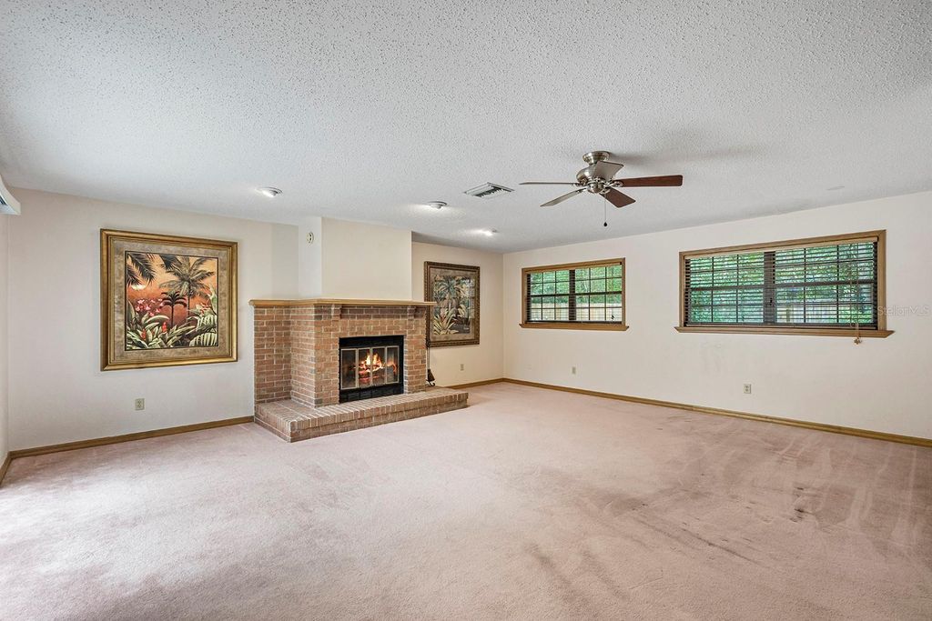 Image 17 of property listing at 1637 RED MANGROVE DRIVE, Deland, FL 32724