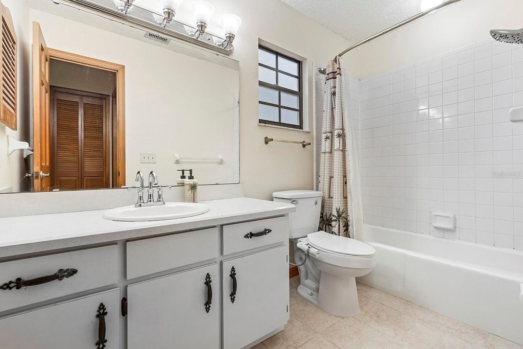 Image 27 of property listing at 1637 RED MANGROVE DRIVE, Deland, FL 32724