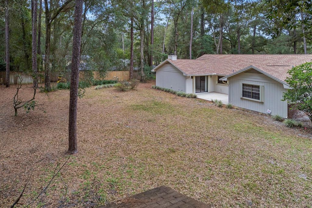 Image 34 of property listing at 1637 RED MANGROVE DRIVE, Deland, FL 32724