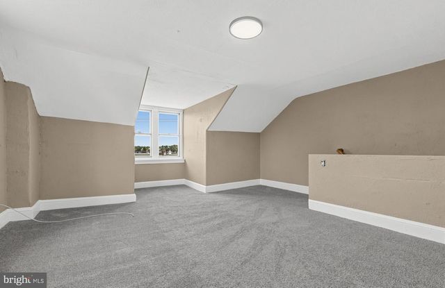 108 W 5TH ST, Bridgeport, PA 19405