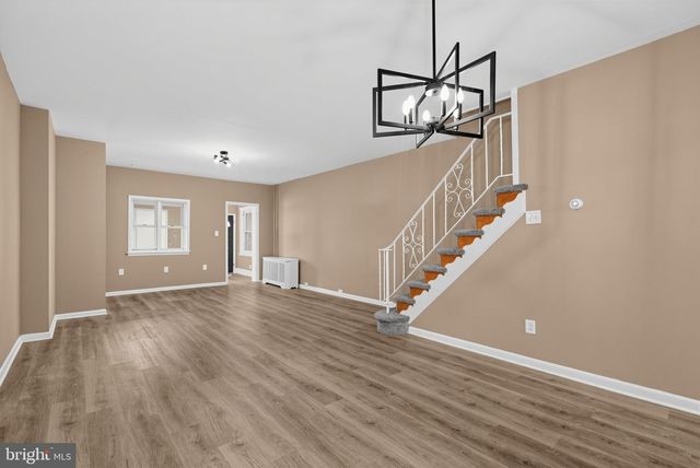 108 W 5TH ST, Bridgeport, PA 19405