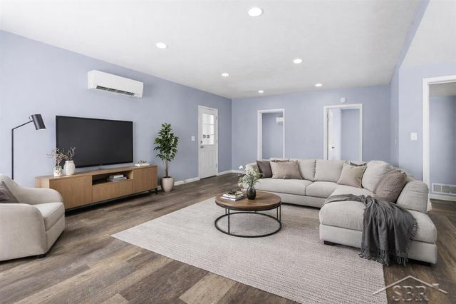 240 N Burgess Street, West Branch, MI 48661