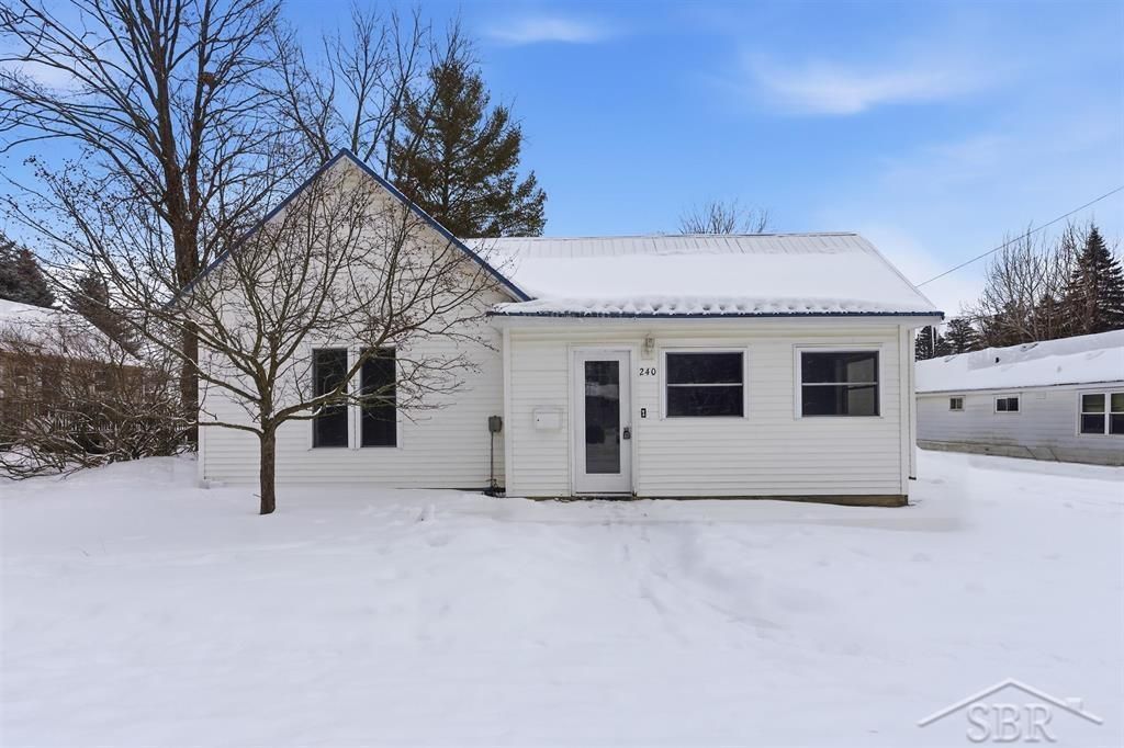 240 N Burgess Street, West Branch, MI 48661