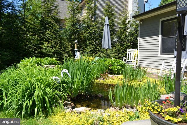 216 COUNTY CLAIRE LN, Aston, PA 19014