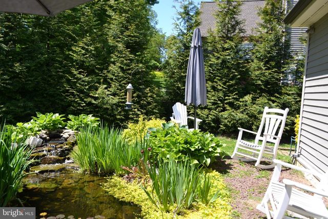 216 COUNTY CLAIRE LN, Aston, PA 19014