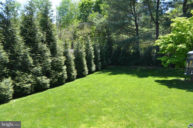 216 COUNTY CLAIRE LN, Aston, PA 19014