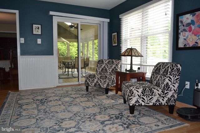 216 COUNTY CLAIRE LN, Aston, PA 19014