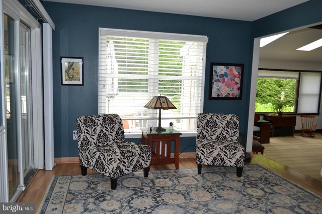216 COUNTY CLAIRE LN, Aston, PA 19014