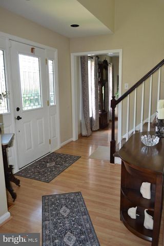 216 COUNTY CLAIRE LN, Aston, PA 19014