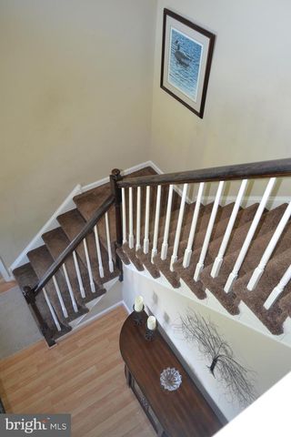 216 COUNTY CLAIRE LN, Aston, PA 19014