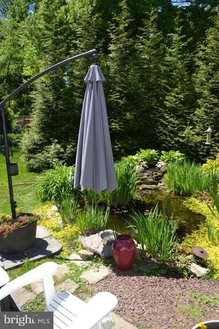 216 COUNTY CLAIRE LN, Aston, PA 19014