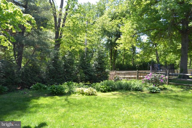 216 COUNTY CLAIRE LN, Aston, PA 19014