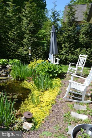 216 COUNTY CLAIRE LN, Aston, PA 19014