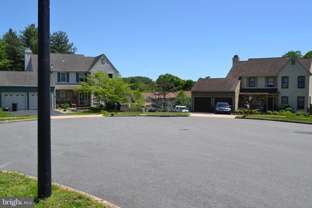 216 COUNTY CLAIRE LN, Aston, PA 19014