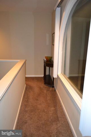 216 COUNTY CLAIRE LN, Aston, PA 19014