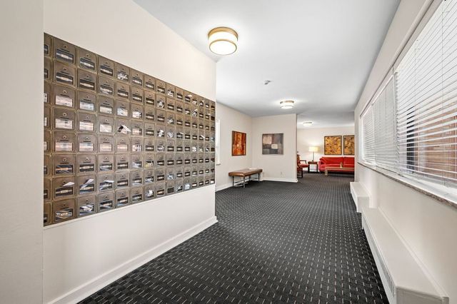 144 N Dithridge STREET 809, Oakland, PA 15213