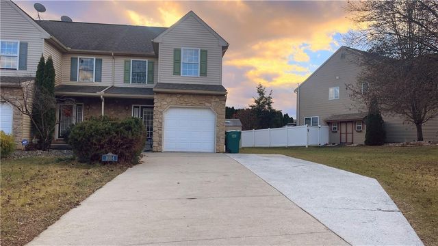 8104 Heritage Drive, Lower Macungie Twp, PA 18011