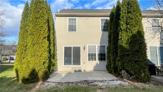 8104 Heritage Drive, Lower Macungie Twp, PA 18011