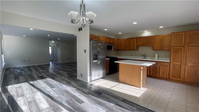 8104 Heritage Drive, Lower Macungie Twp, PA 18011