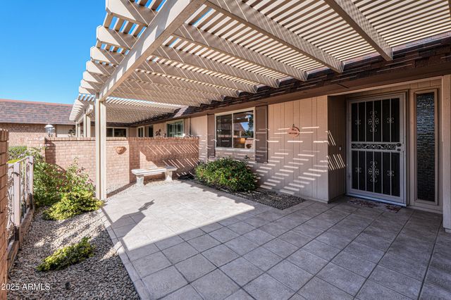 17801 N BOSWELL Boulevard, Sun City, AZ 85373