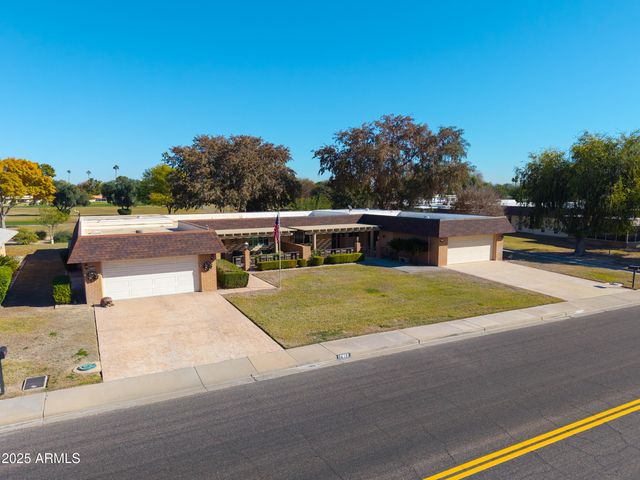 17801 N BOSWELL Boulevard, Sun City, AZ 85373