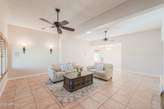 17801 N BOSWELL Boulevard, Sun City, AZ 85373