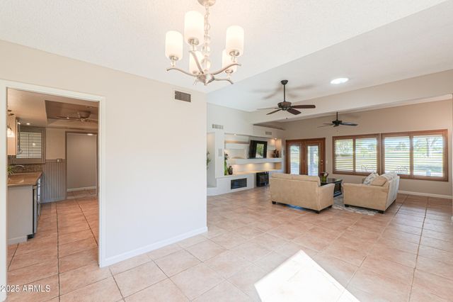 17801 N BOSWELL Boulevard, Sun City, AZ 85373