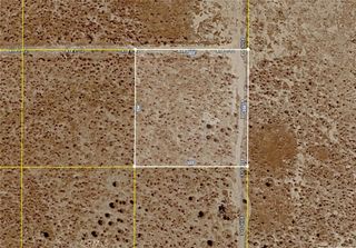 8500 E Avenue L12, Palmdale, CA 93552