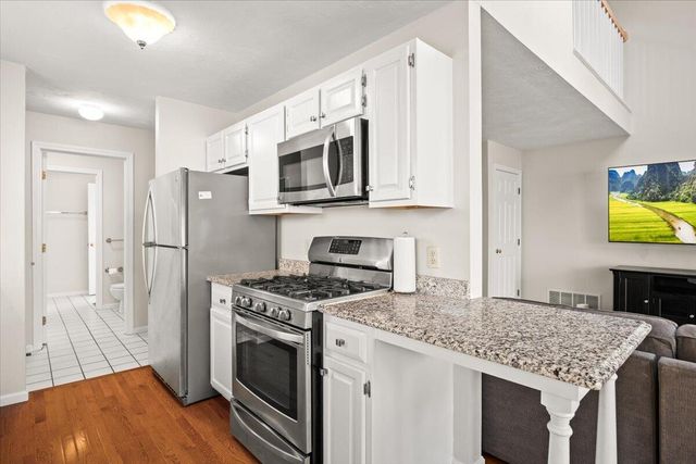 30 Harbor Hill Drive UNIT 30, Bourne, MA 02532