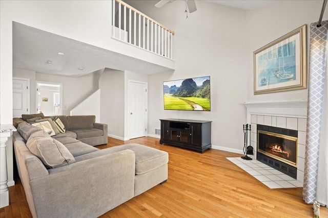 30 Harbor Hill Drive UNIT 30, Bourne, MA 02532