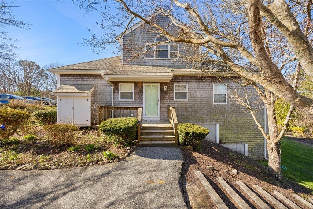 30 Harbor Hill Drive UNIT 30, Bourne, MA 02532