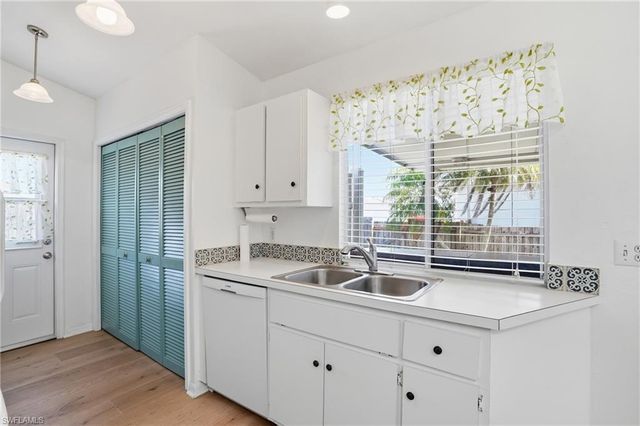 17179 Lee RD, Fort Myers, FL 33967