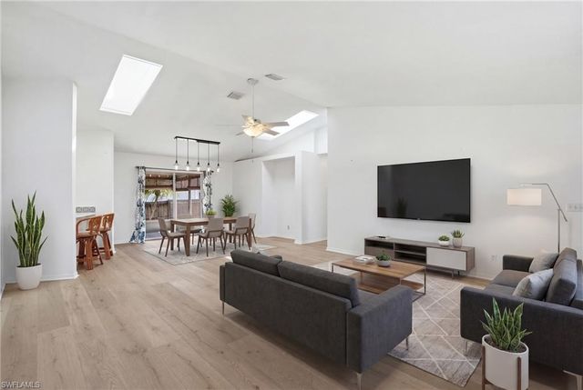 17179 Lee RD, Fort Myers, FL 33967