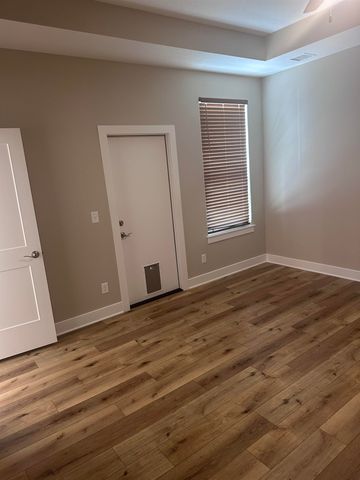 135 S Heritage Way, Andover, KS 67002