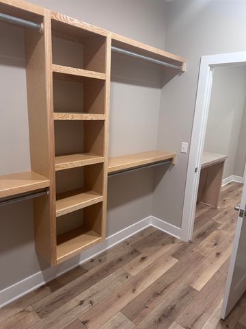 135 S Heritage Way, Andover, KS 67002