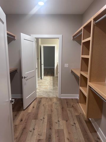 135 S Heritage Way, Andover, KS 67002