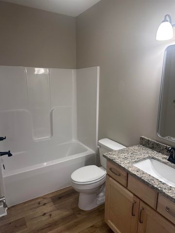 135 S Heritage Way, Andover, KS 67002